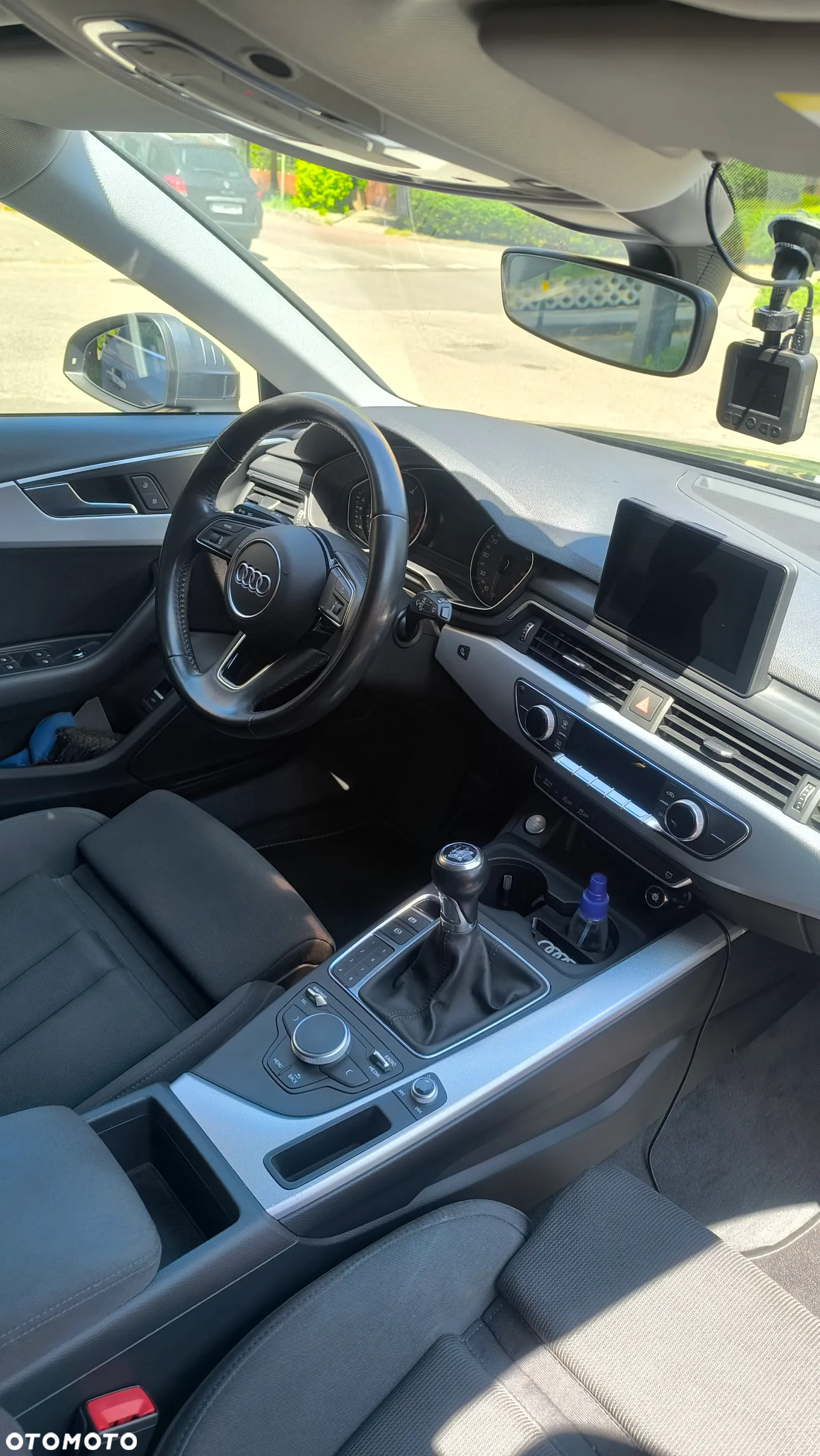 Audi A4 Avant 2.0 TDI ultra sport - 15