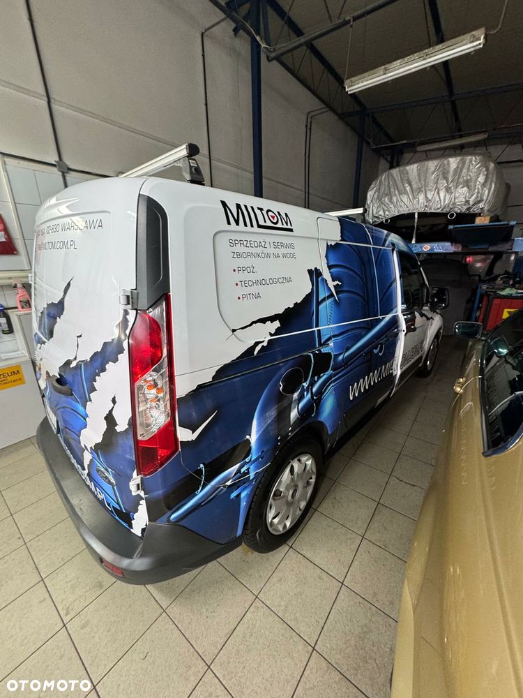 Ford Transit Connect - 8