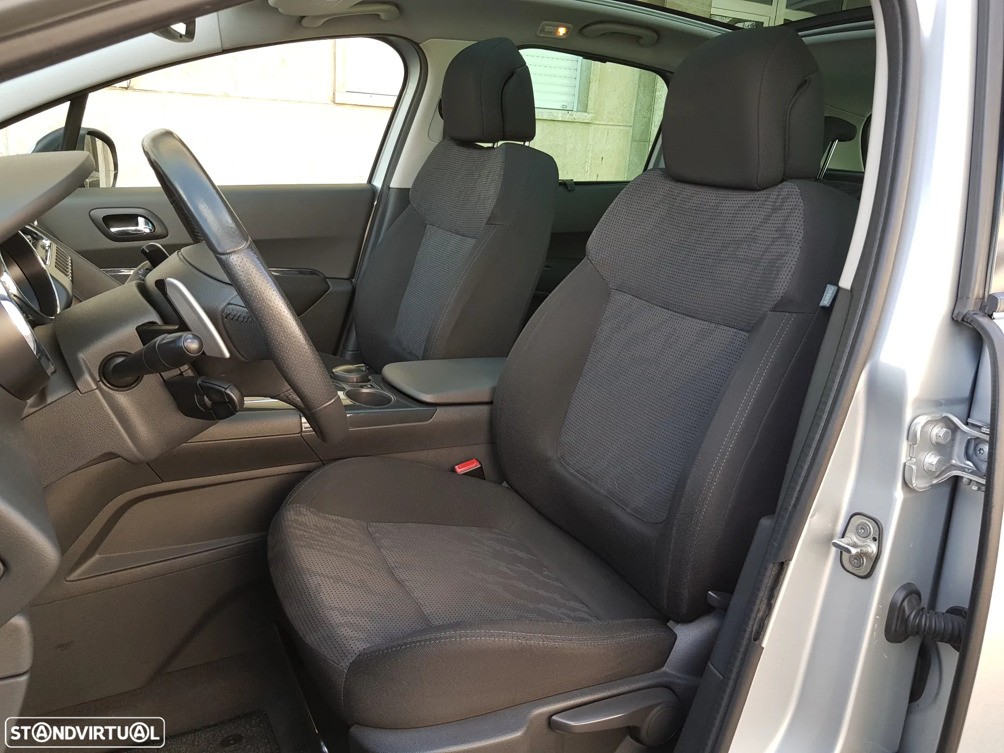 Peugeot 3008 1.6 HDi Sport - 4