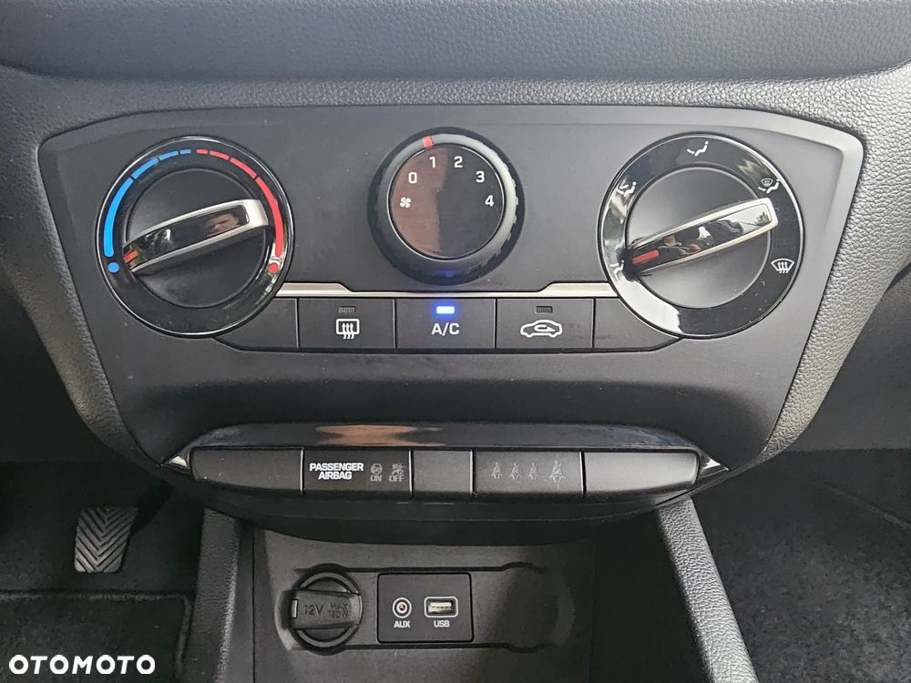 Hyundai i20 1.2 Fresh - 17