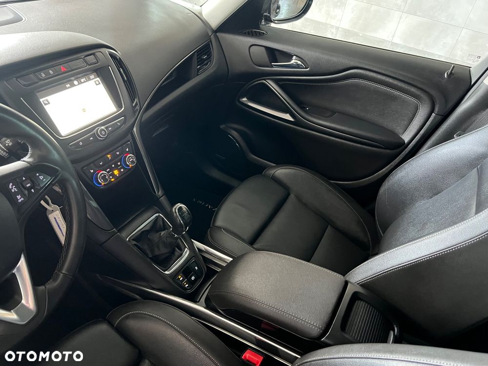 Opel Zafira 1.6 T Enjoy S&S - 13