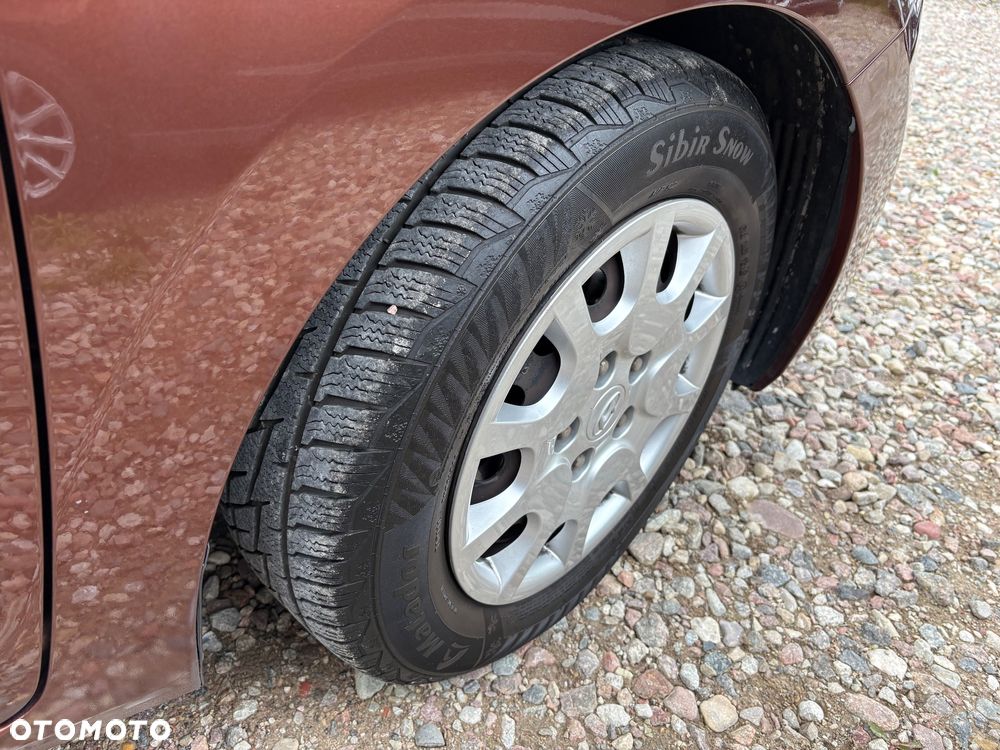 Hyundai i30 1.4 Classic - 11