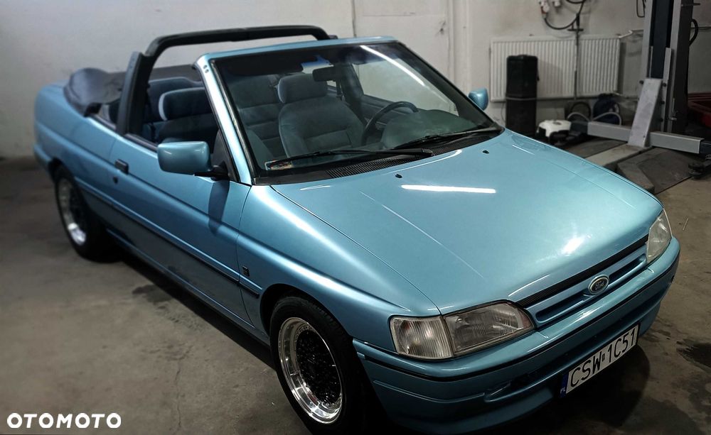 Ford Escort - 1