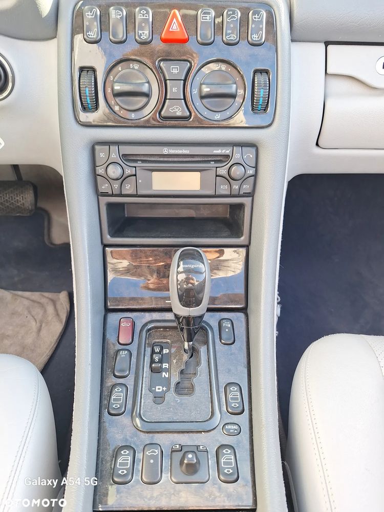 Mercedes-Benz CLK - 26