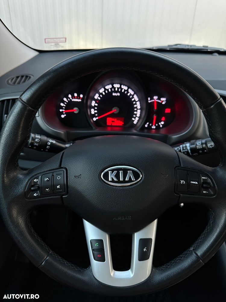 Kia Sportage 2.0 CRDI AWD Aut. Dream-Team Edition - 9