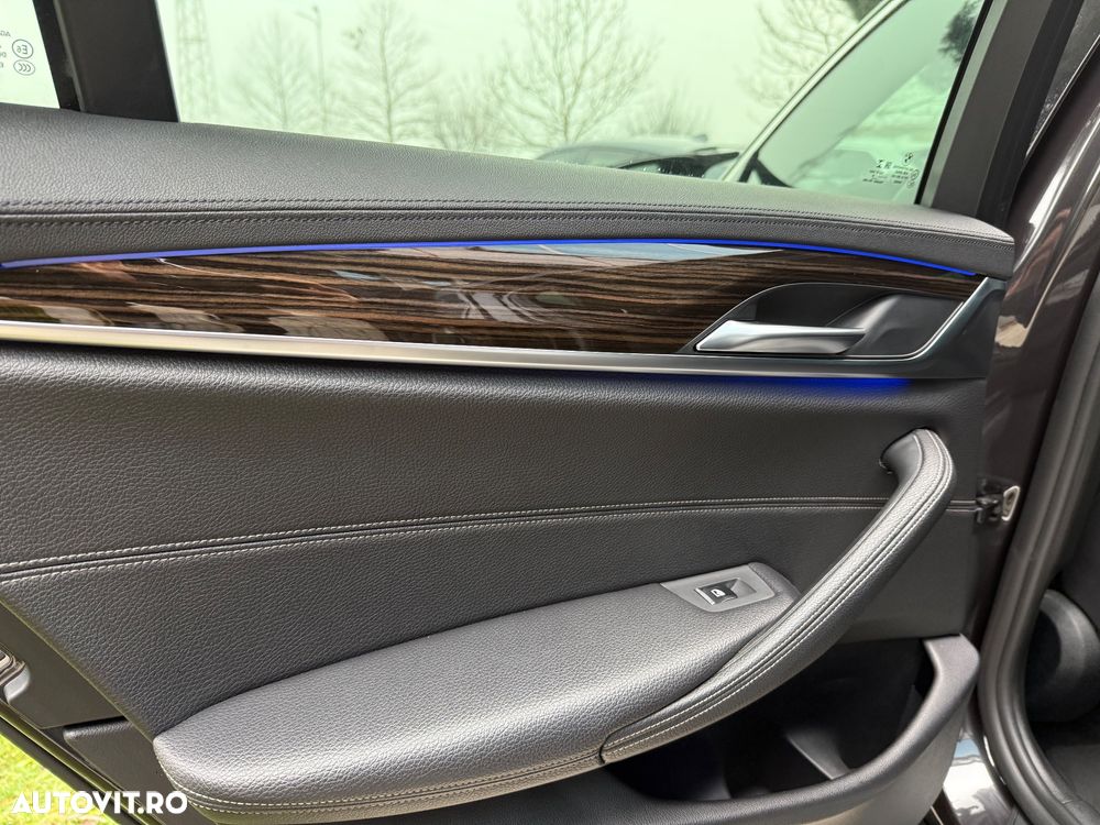 BMW Seria 5 520d xDrive Aut. Luxury Line - 35