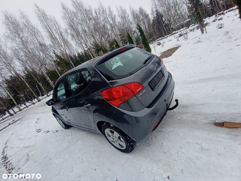 Kia Venga 1.4 CVVT Vision - 9