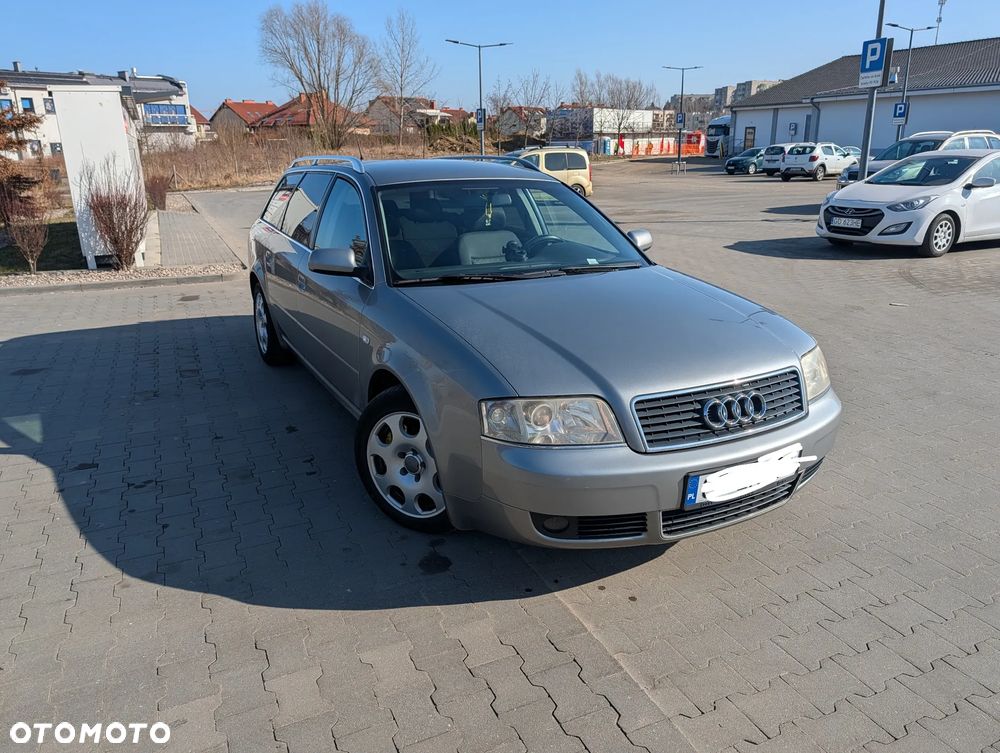 Audi A6 Avant - 1