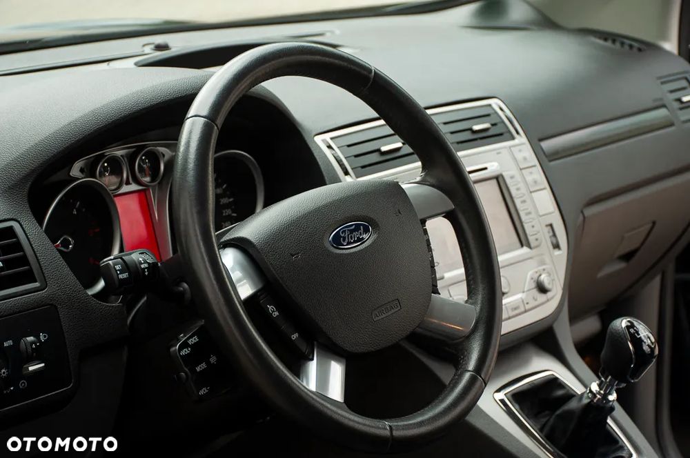 Ford Kuga 2.0 TDCi 4x4 Champions Edition - 39