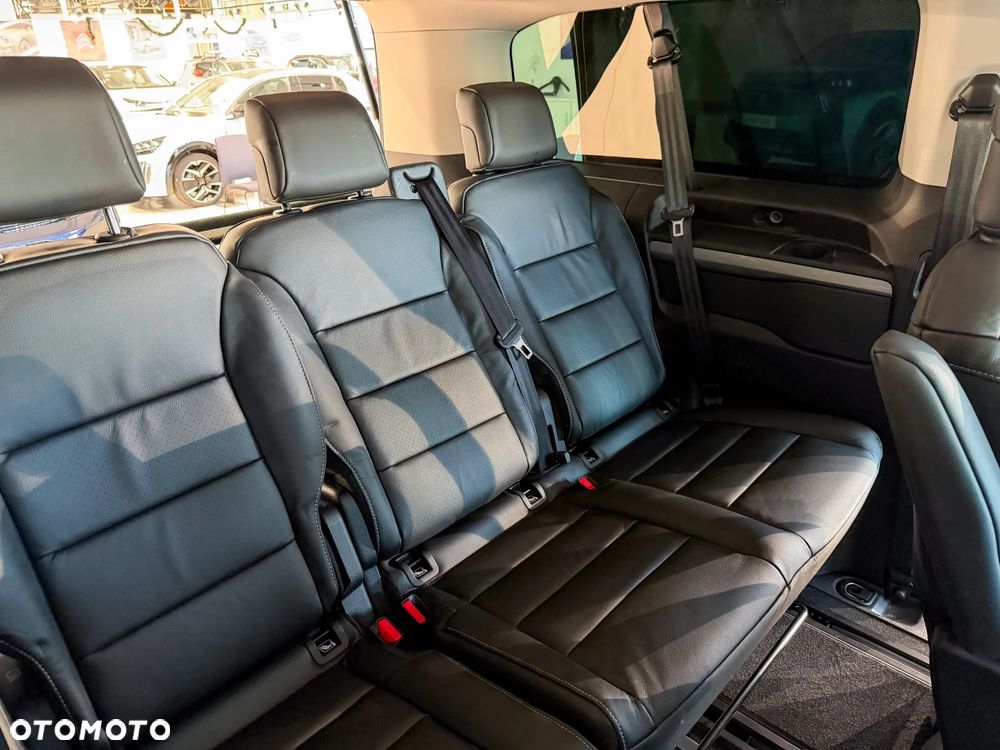 Toyota Proace Verso 2.0 D4-D Long VIP - 32