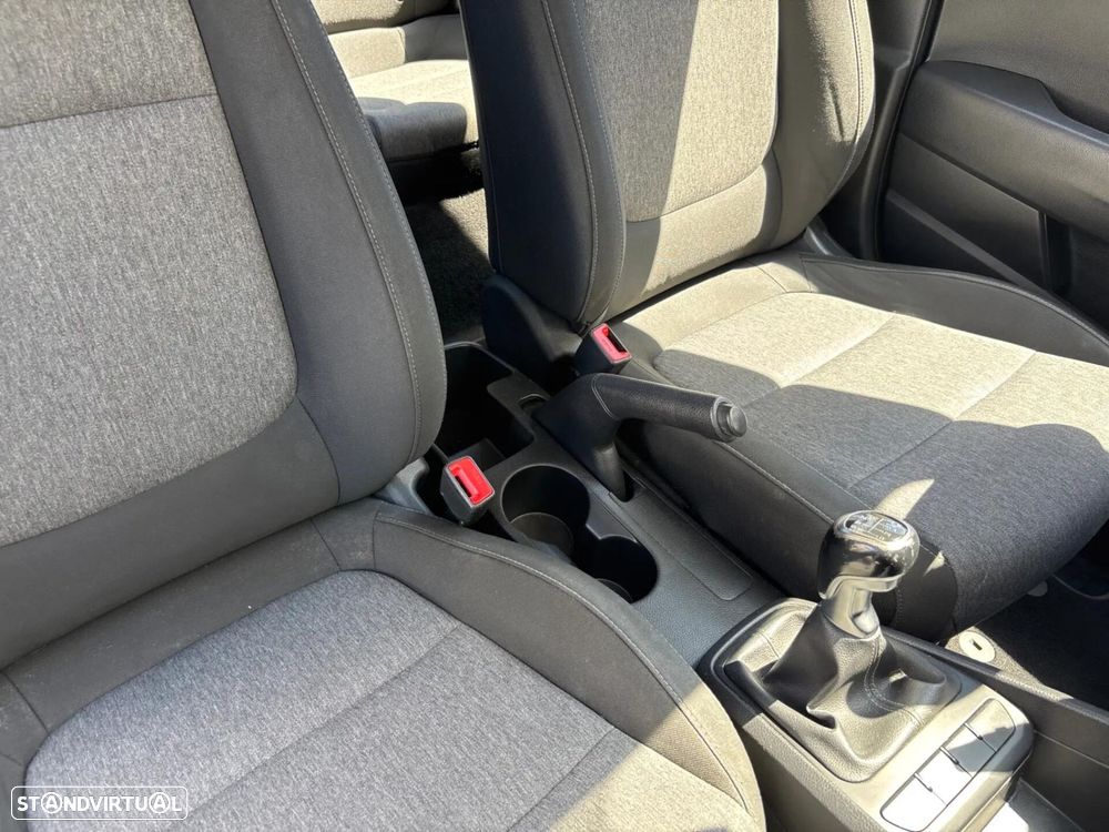 Kia Stonic - 13