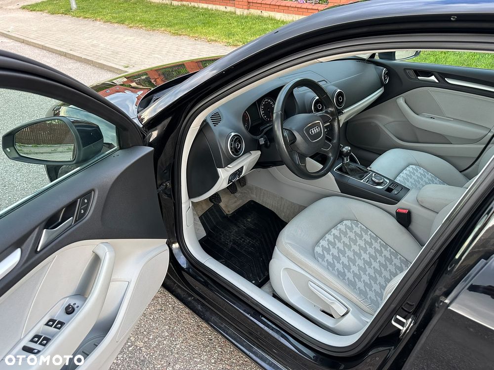 Audi A3 Limousine 1.4 TFSI Ambiente - 13