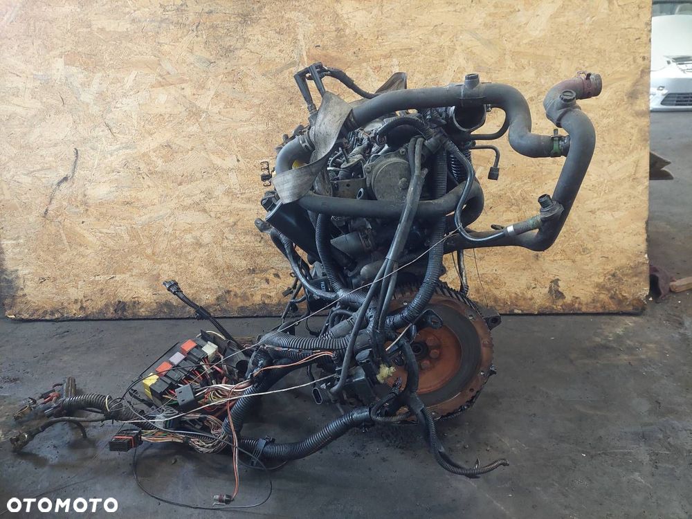 SILNIK DIESEL + UKŁAD WTRYSKOWY RENAULT TRAFIC II F9Q760 8200055072 1.9 DCI - 5