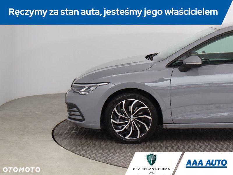 Volkswagen Golf - 16
