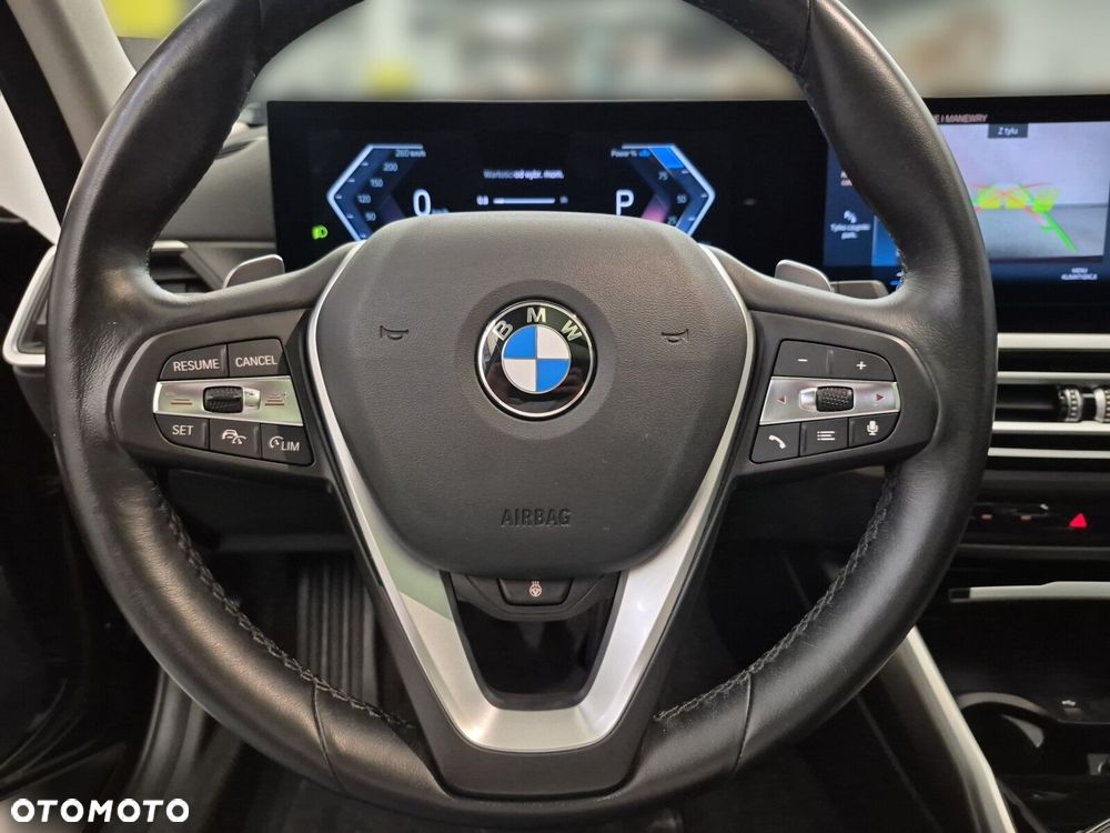 BMW Seria 3 320d xDrive mHEV - 24