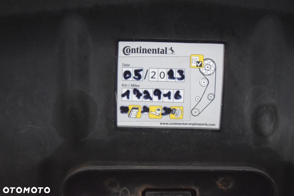 Ford Kuga 2.0 TDCi 2x4 Titanium - 17