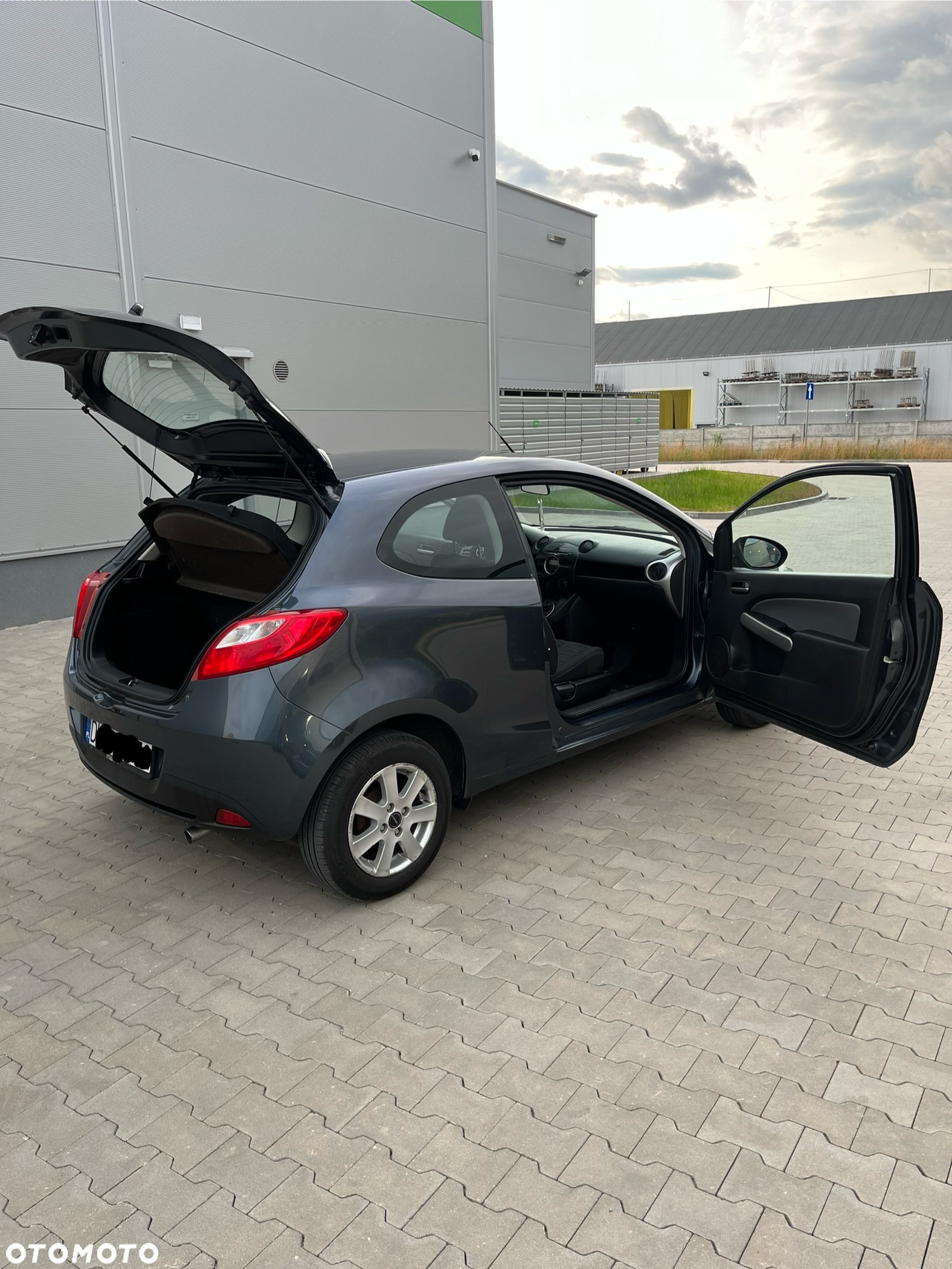 Mazda 2 1.3 Comfort - 12