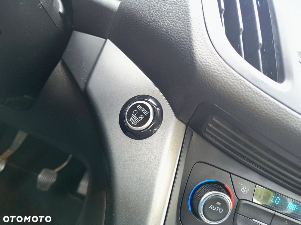 Ford Kuga - 18