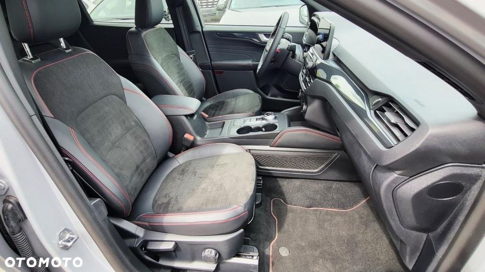 Ford Kuga 2.5 Duratec PHEV ST-LINE - 13