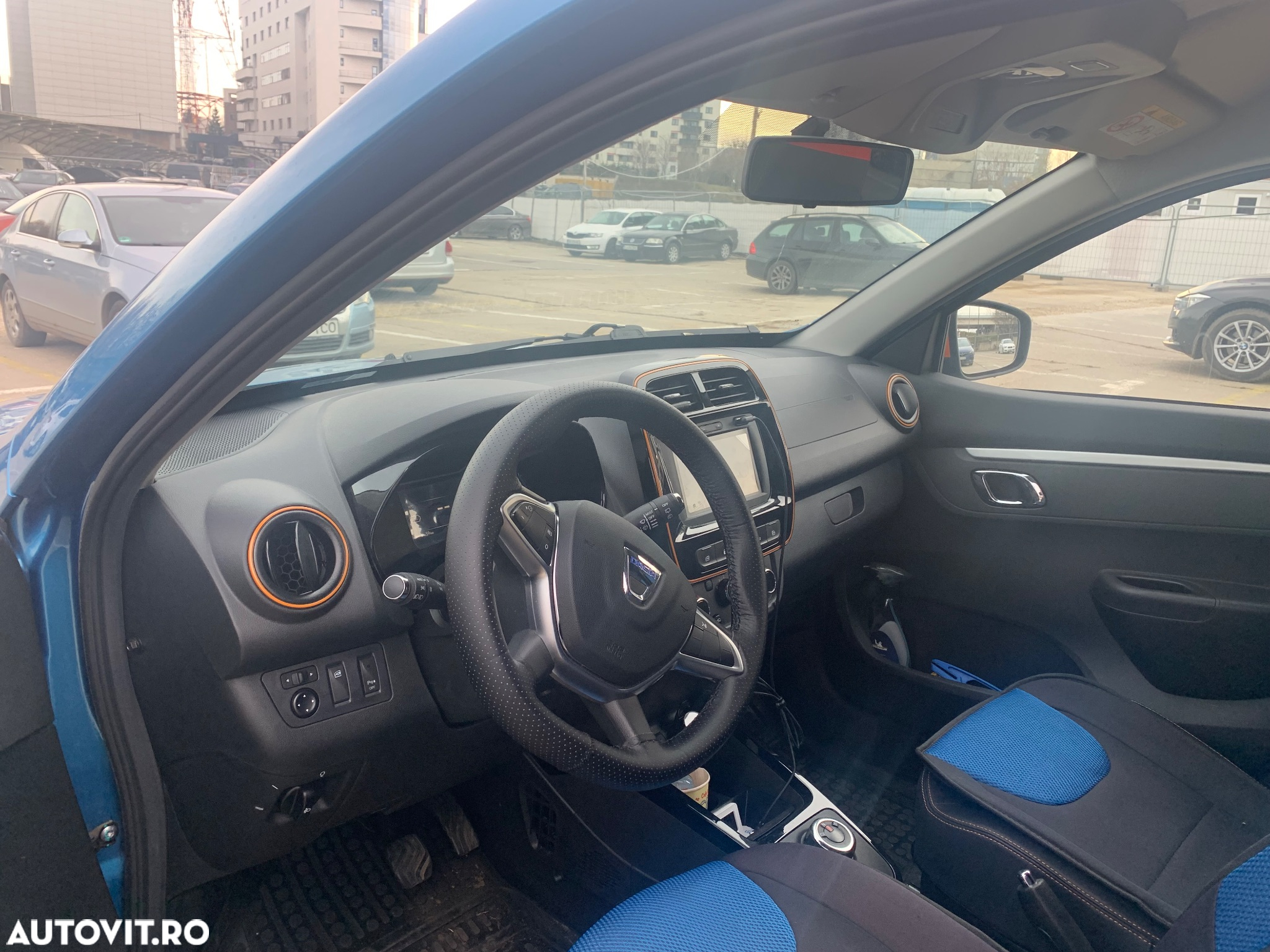 Dacia Spring Expression - 4