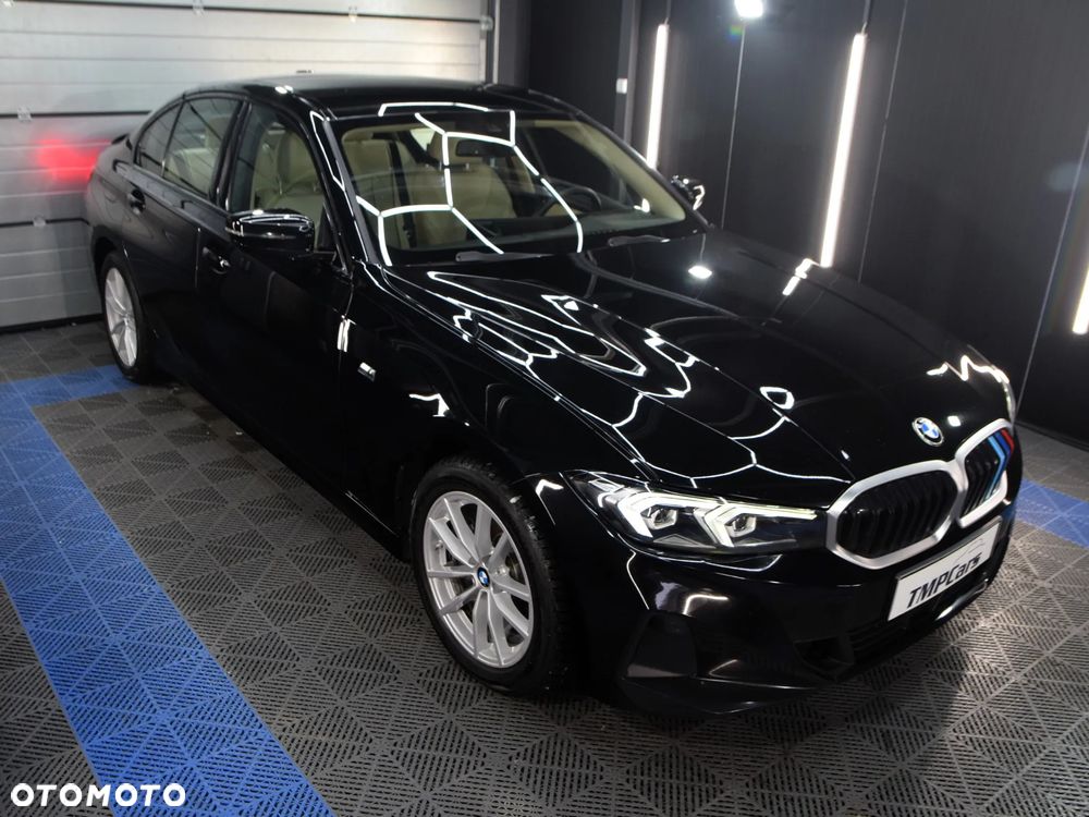 BMW Seria 3 318i - 31