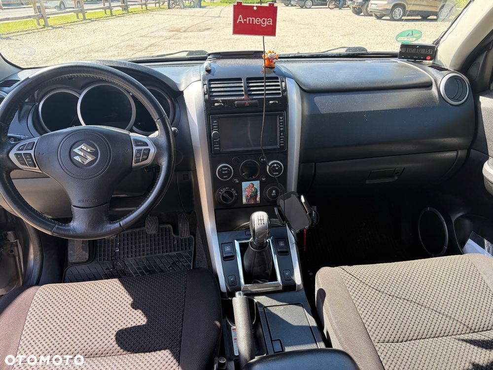 Suzuki Grand Vitara 1.9 DDiS - 6