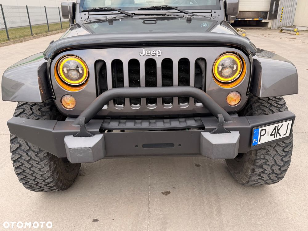 Jeep Wrangler - 17