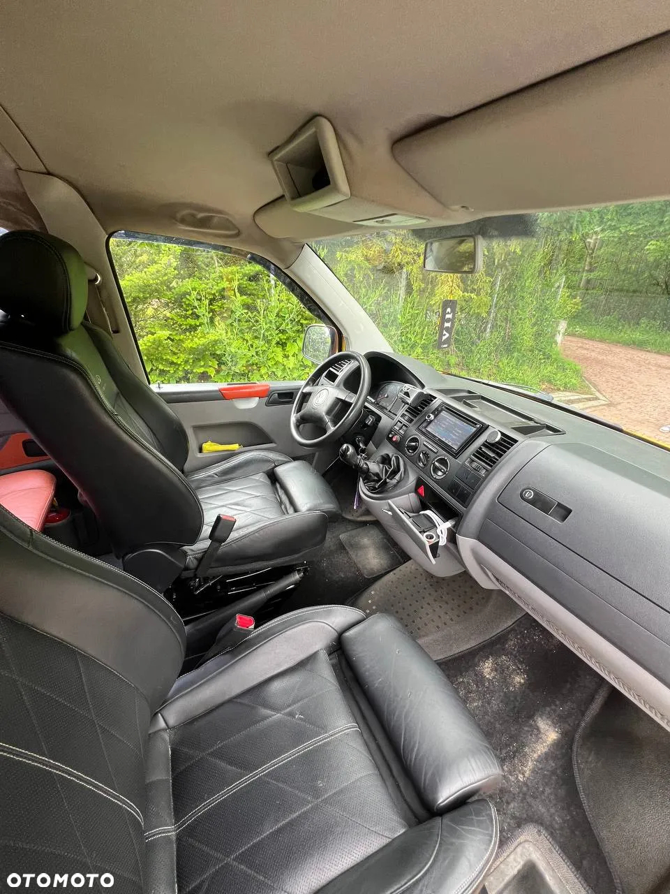 Volkswagen Transporter - 9