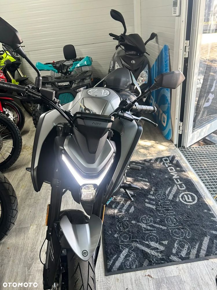 CFMoto NK - 4