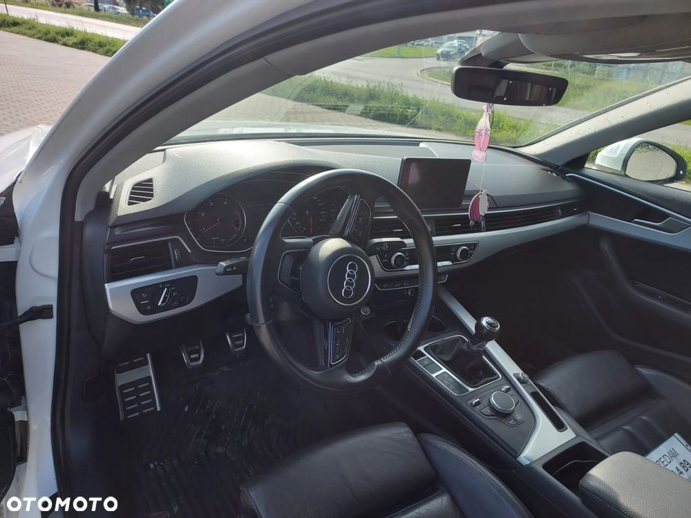 Audi A4 Limousine - 6