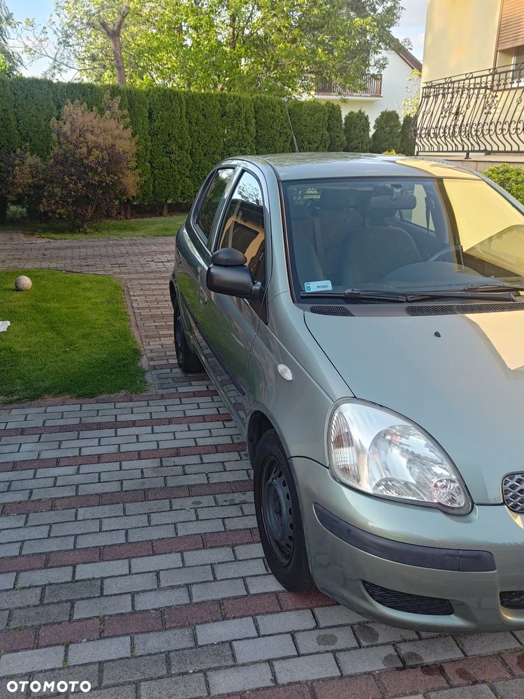 Toyota Yaris 1.0 Base - 14