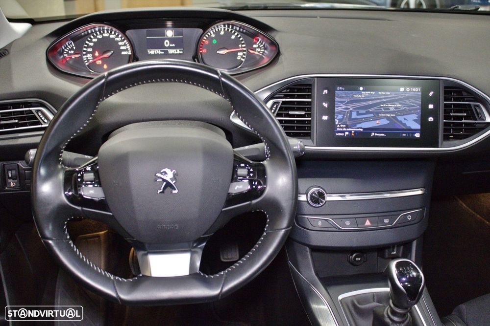 Peugeot 308 BlueHDi 130 Allure Pack - 23