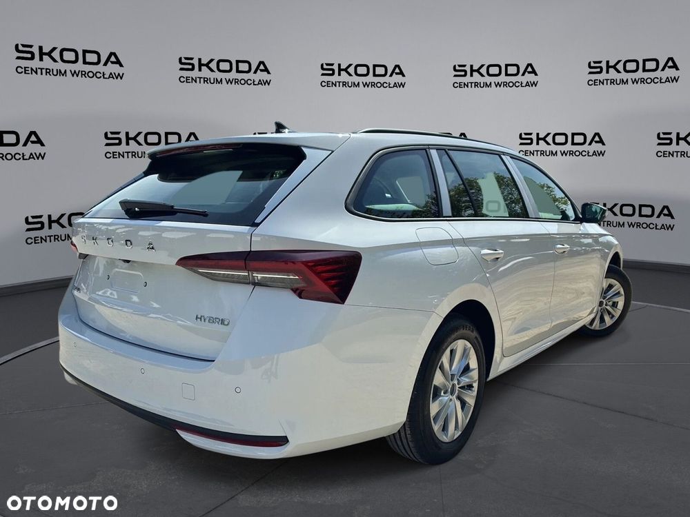 Skoda Octavia - 3