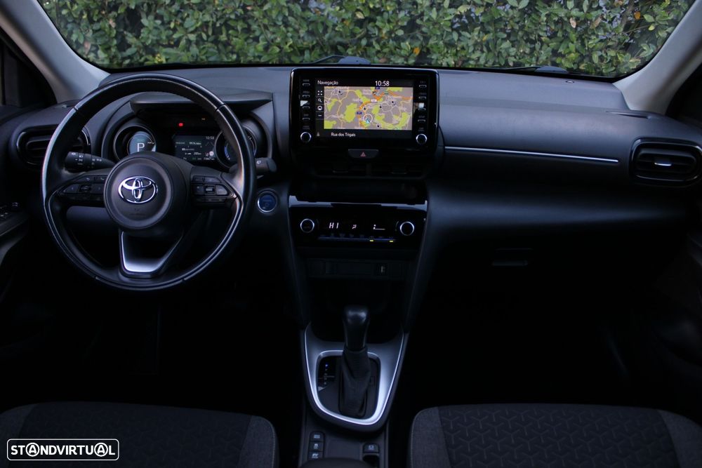 Toyota Yaris Cross 1.5 HDF Comfort Plus - 2