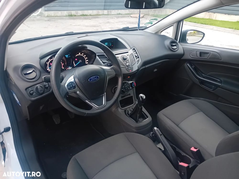 Ford Fiesta 1.25i Comfort - 10