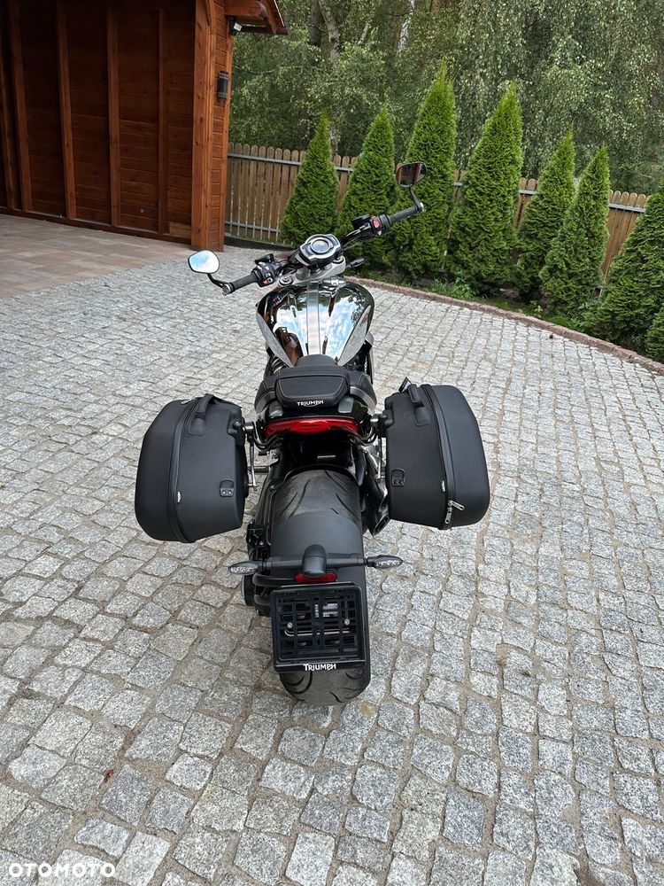 Triumph Rocket - 10