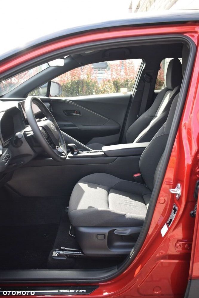 Toyota C-HR - 13