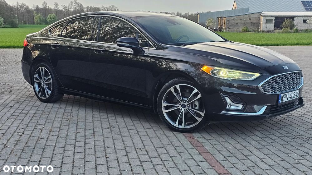 Ford Fusion - 2