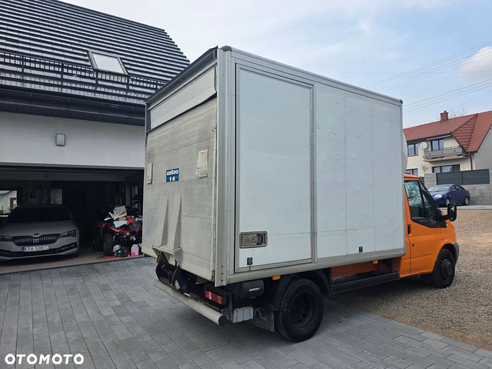 Ford Transit - 5