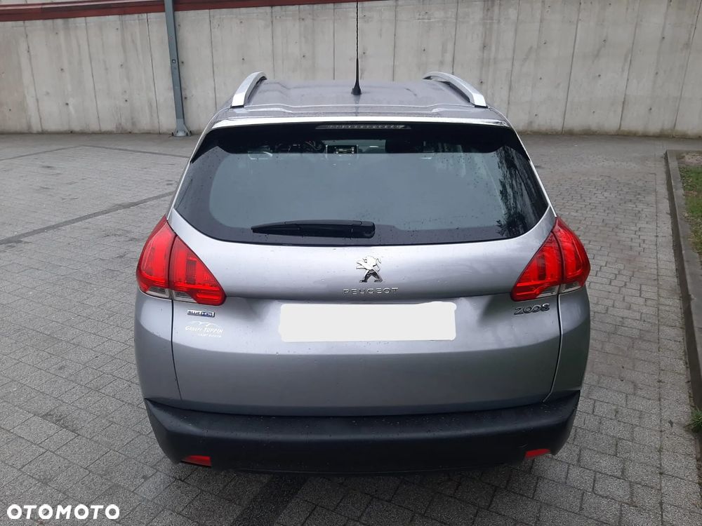 Peugeot 2008 - 11