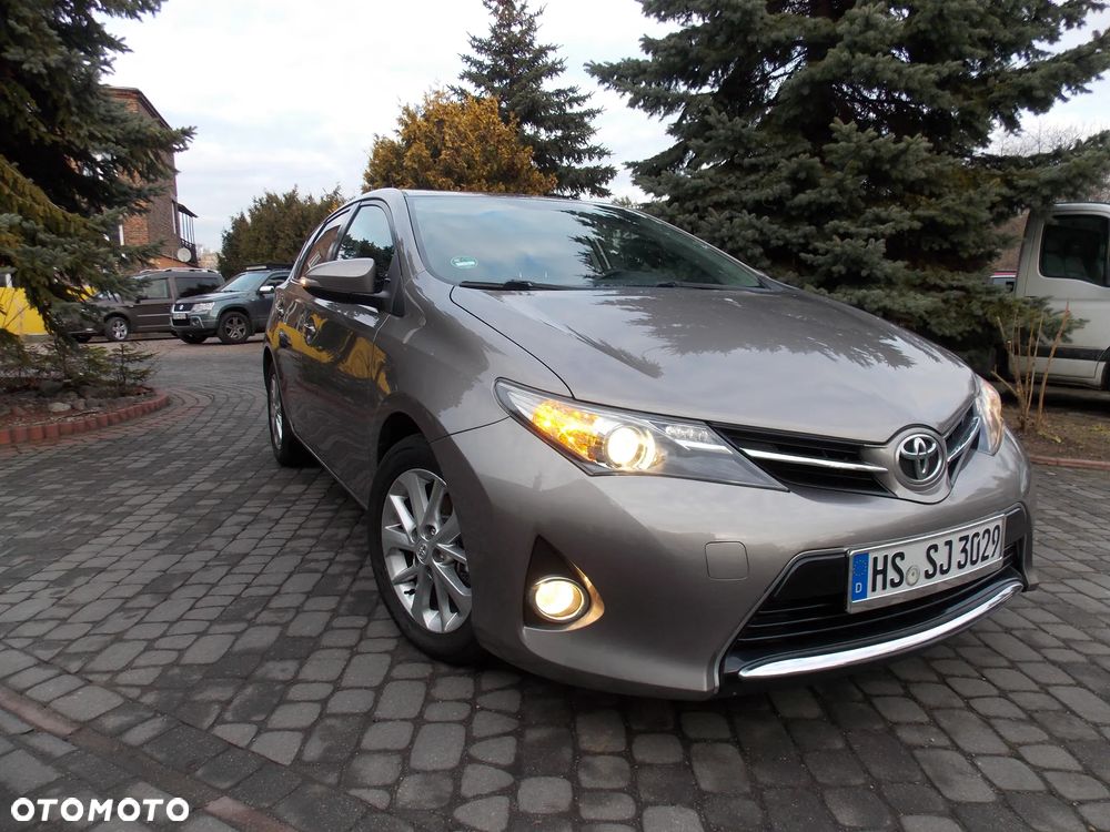 Toyota Auris 1.4 D-4D Edition - 8