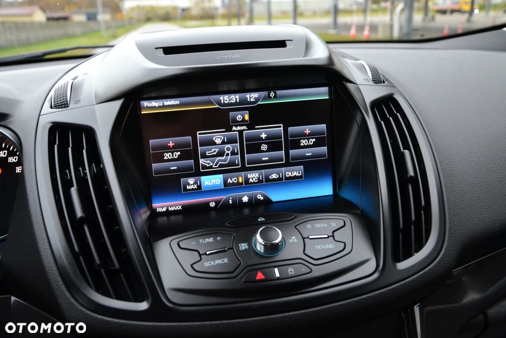 Ford Kuga 2.0 TDCi FWD Titanium - 10