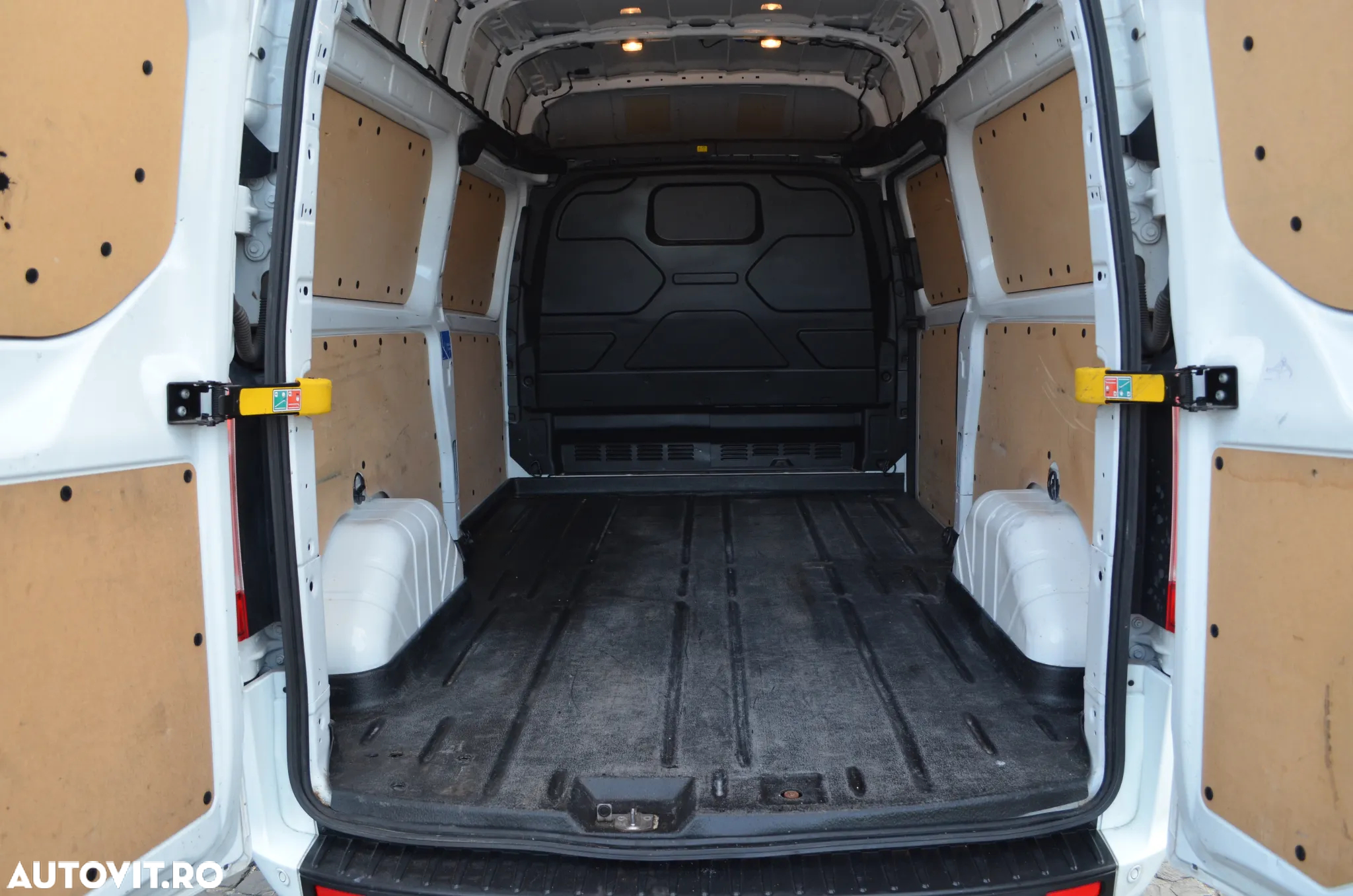 Ford Transit Custom L2H2 - 7