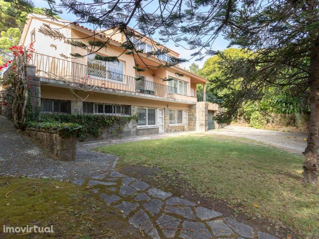 Moradia T8 com jardim e Piscina, em Galamares, Sintra - Grande imagem: 5/58