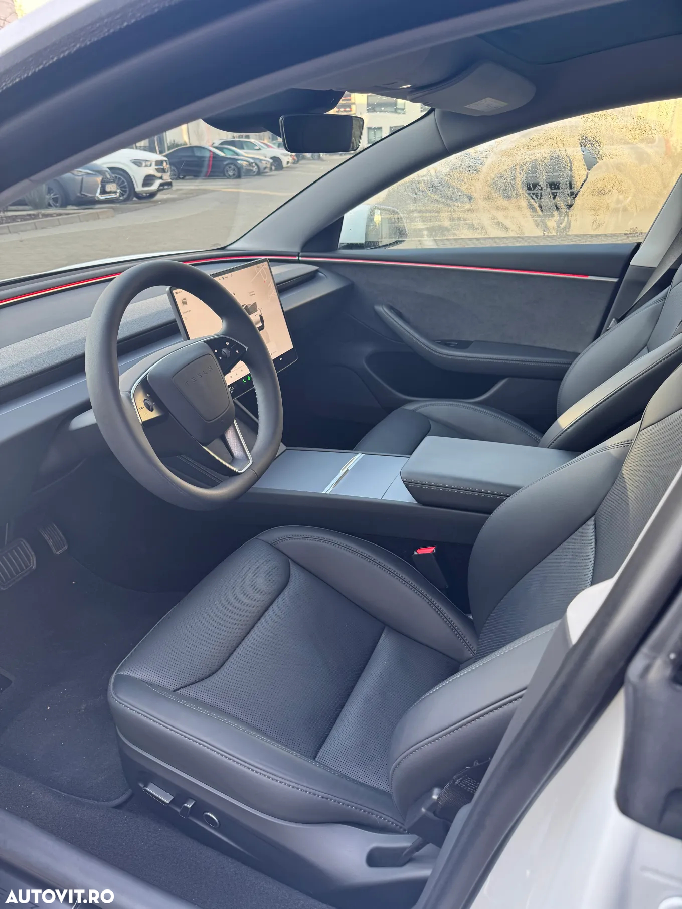 Tesla Model 3 - 6