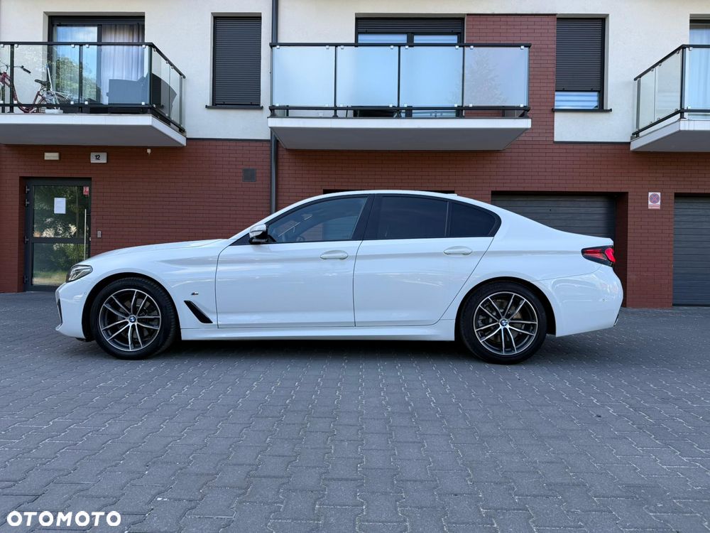 BMW Seria 5 520i mHEV M Sport sport - 3