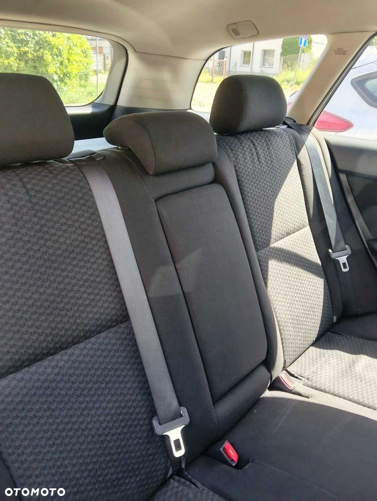 Toyota Avensis - 3
