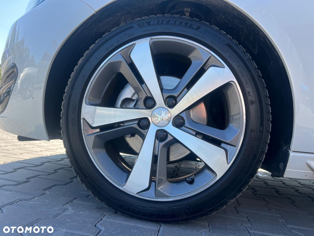 Peugeot 308 PureTech 130 GPF Stop & Start GT Pack - 31