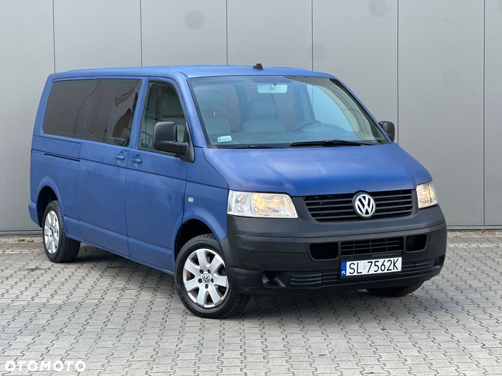 Volkswagen Caravelle - 10