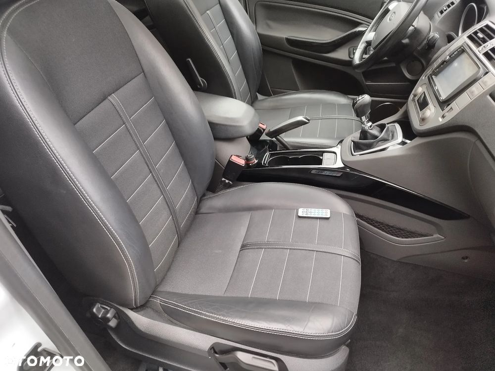 Ford Kuga 2.0 TDCi Titanium S - 29
